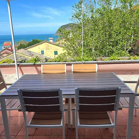 Casa Marcella Levanto